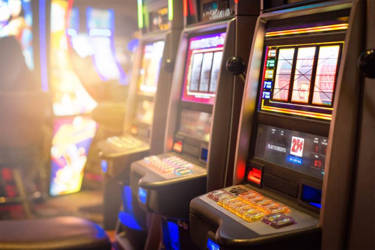 Prepared To Test Your Fortune On Online Slot Machines?